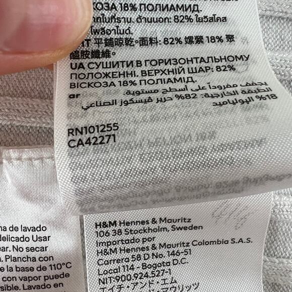 H&M Divided White Sweater Ribbed Knit Turtleneck Long Sleeve Pullover M Medium - Picture 7 of 7